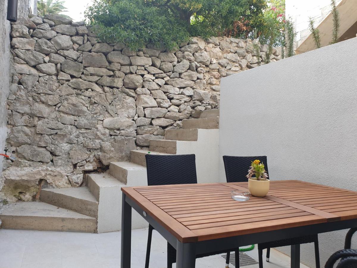 Castel Leilighet Mali Lošinj Eksteriør bilde
