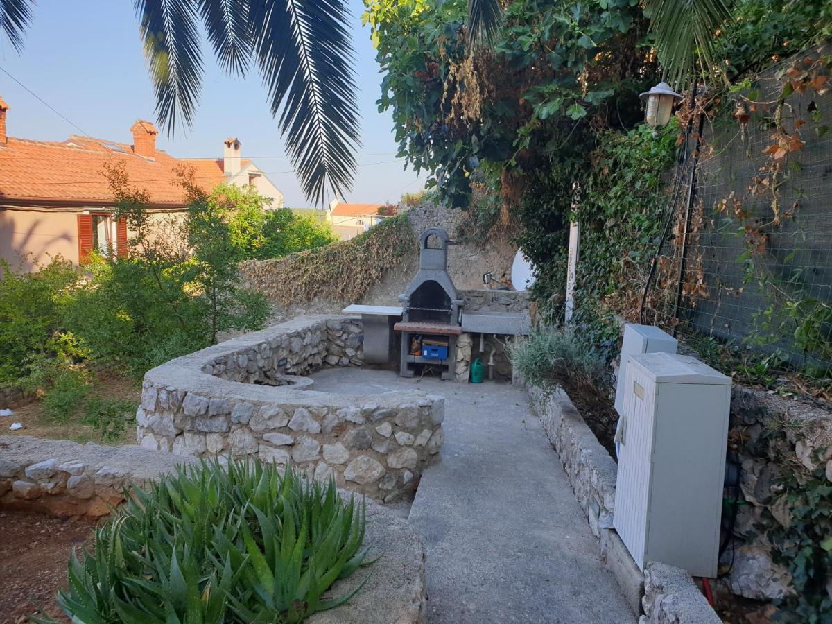 Castel Leilighet Mali Lošinj Eksteriør bilde