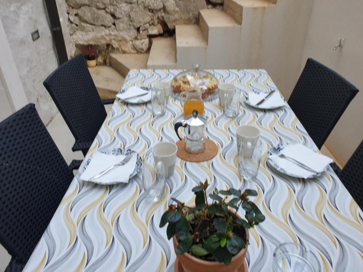 Castel Leilighet Mali Lošinj Eksteriør bilde