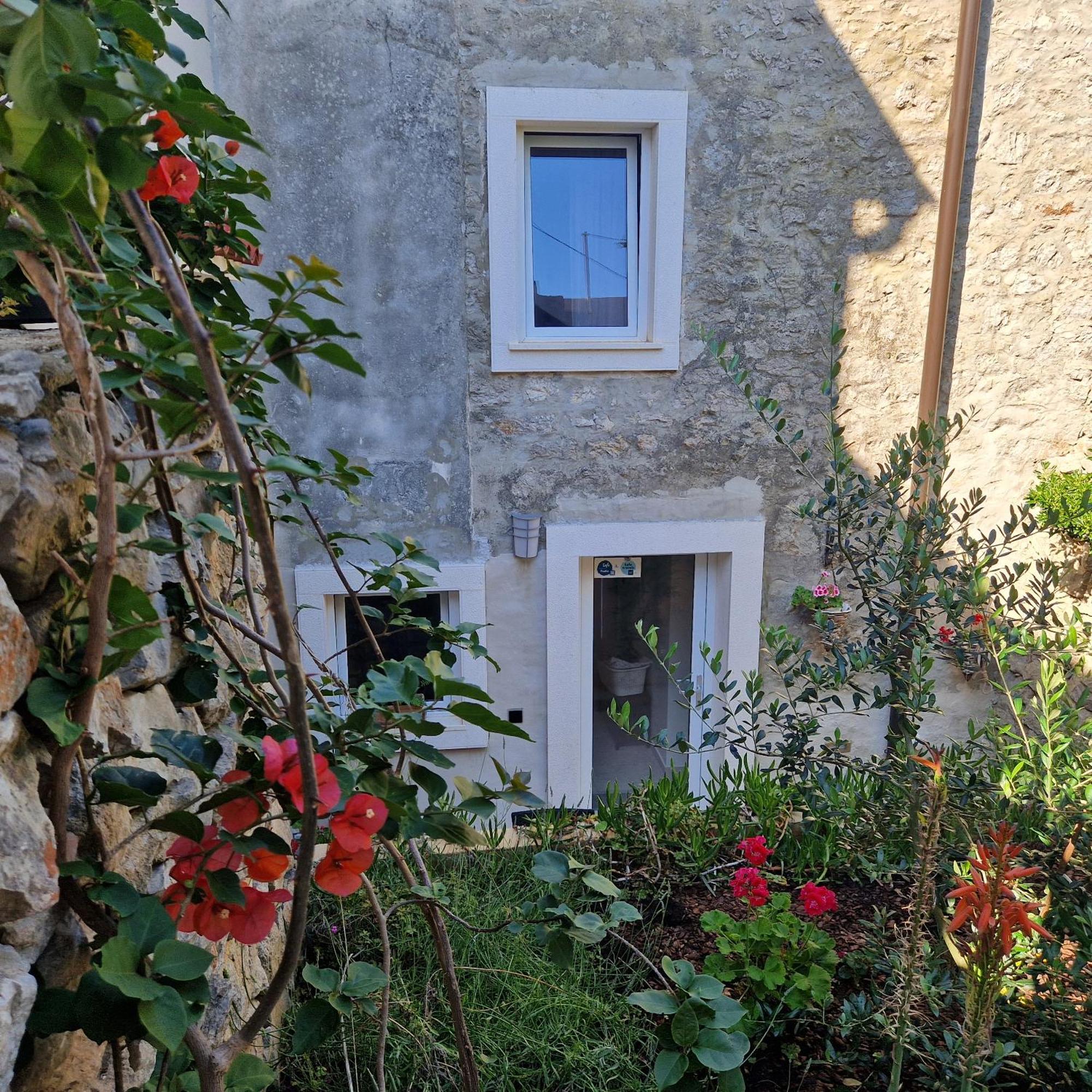 Castel Leilighet Mali Lošinj Eksteriør bilde